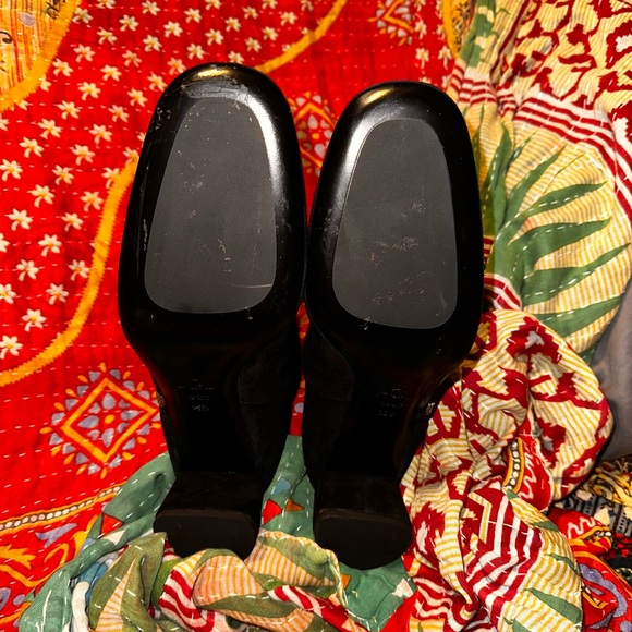 AGL Italian Suede Bootie. Size 39.5/9 - Picture 4 of 7